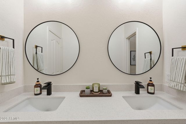 5322 W WETHERSFIELD Drive, Glendale, AZ 85304