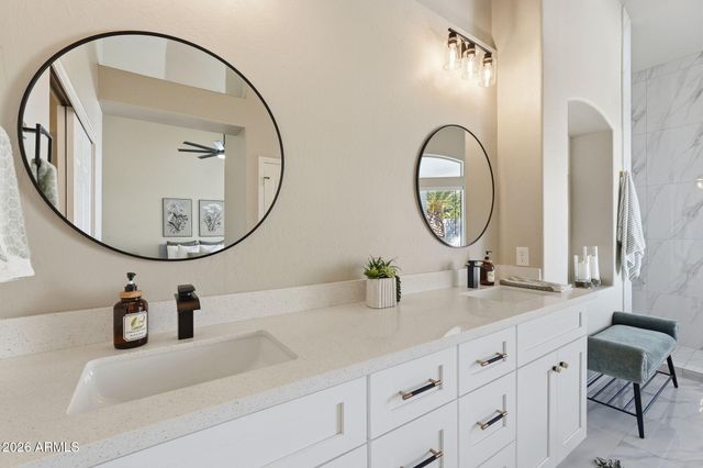 5322 W WETHERSFIELD Drive, Glendale, AZ 85304