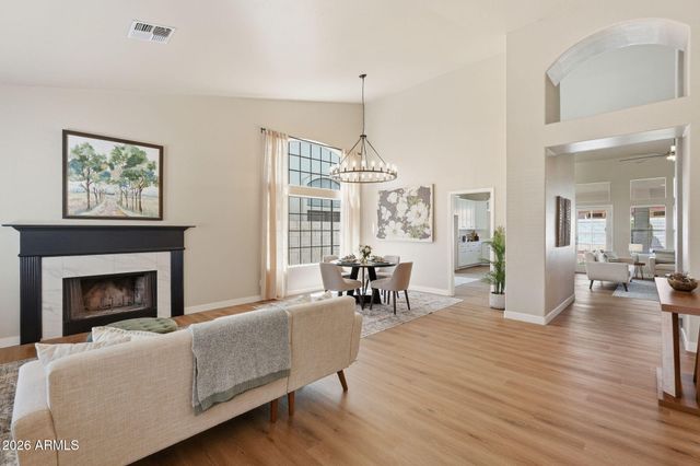 5322 W WETHERSFIELD Drive, Glendale, AZ 85304