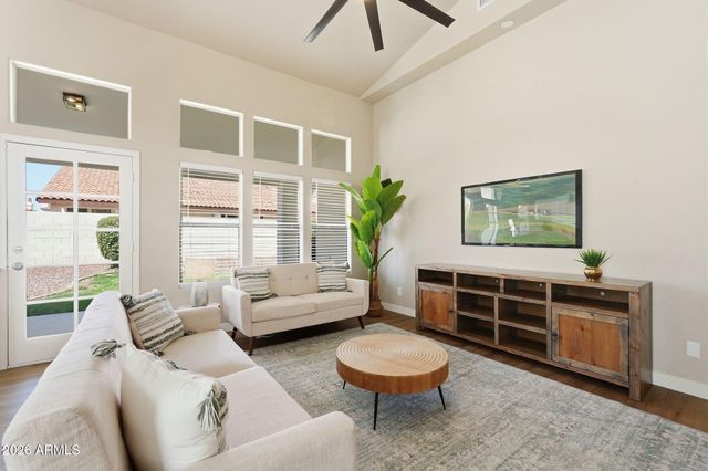 5322 W WETHERSFIELD Drive, Glendale, AZ 85304