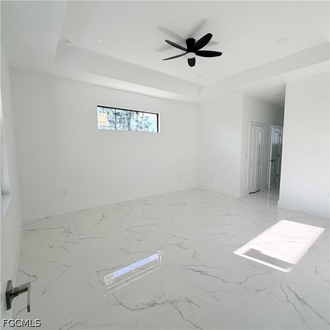 800 E 7th ST, Lehigh Acres, FL 33972