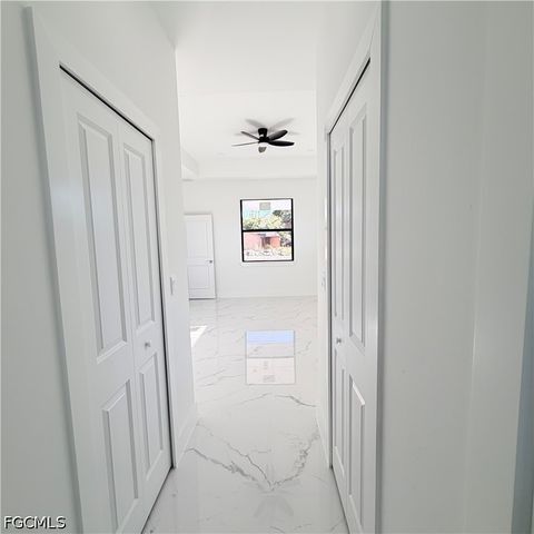 800 E 7th ST, Lehigh Acres, FL 33972