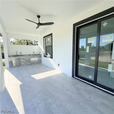 800 E 7th ST, Lehigh Acres, FL 33972