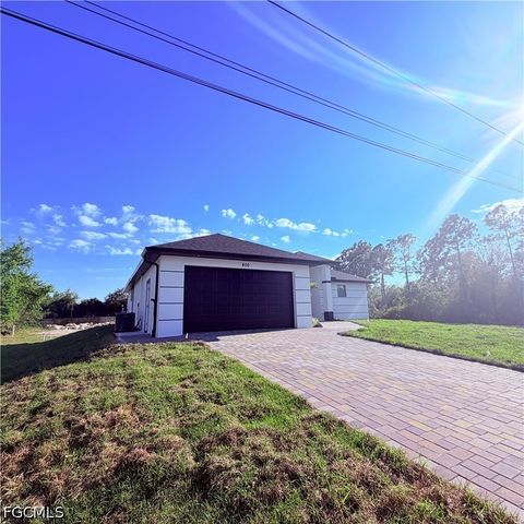 800 E 7th ST, Lehigh Acres, FL 33972