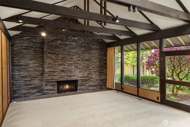 7720 NE 8th Street, Medina, WA 98039