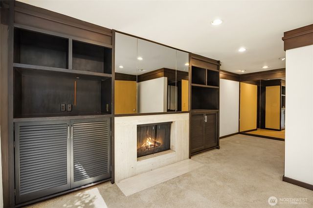 7720 NE 8th Street, Medina, WA 98039