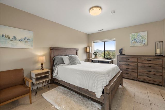 2160 Puerto Del Mundo, Fallbrook, CA 92028