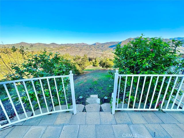 2160 Puerto Del Mundo, Fallbrook, CA 92028