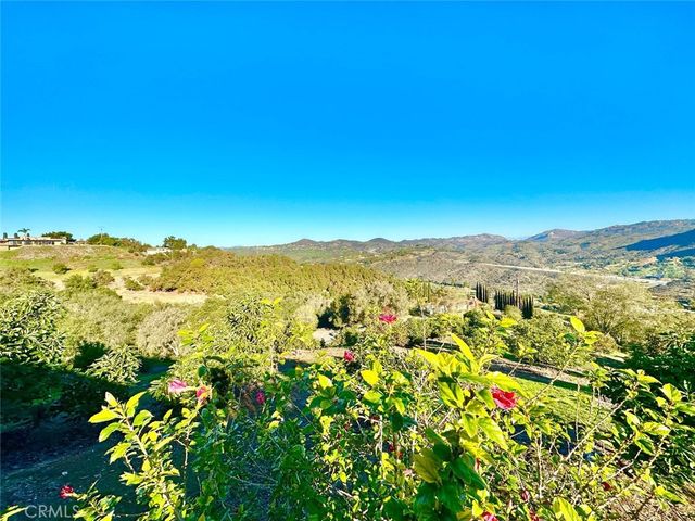 2160 Puerto Del Mundo, Fallbrook, CA 92028