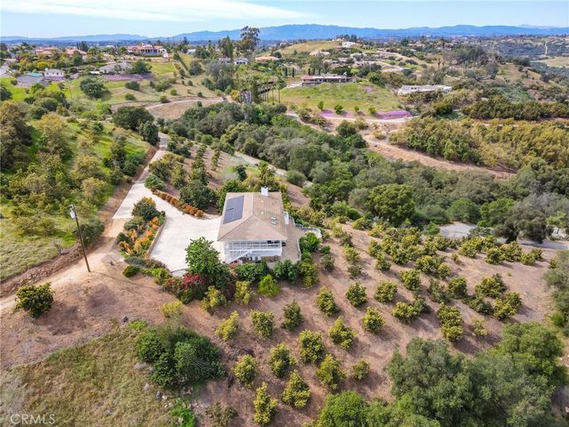 2160 Puerto Del Mundo, Fallbrook, CA 92028