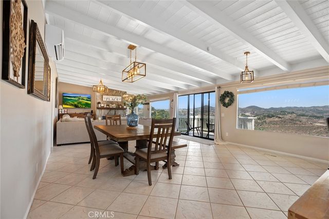 2160 Puerto Del Mundo, Fallbrook, CA 92028