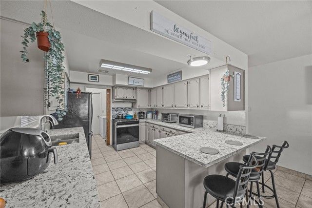 11857 Mount Vernon, Grand Terrace, CA 92313