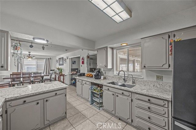 11857 Mount Vernon, Grand Terrace, CA 92313