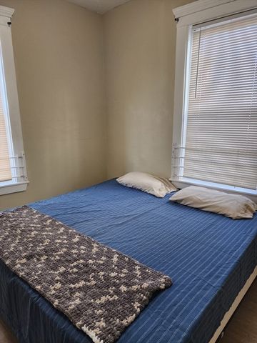 141 Franklin St 2, Lynn, MA 01902