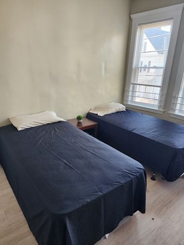 141 Franklin St 2, Lynn, MA 01902