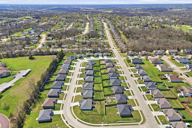 5535 SWEETGUM CIR, Columbia, MO 65202