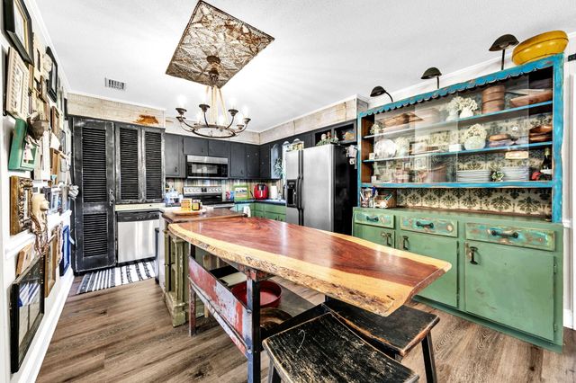 90 Jones Drive, Freeport, FL 32439