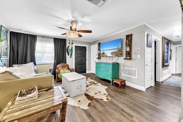 90 Jones Drive, Freeport, FL 32439