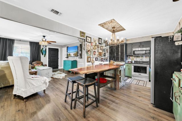 90 Jones Drive, Freeport, FL 32439