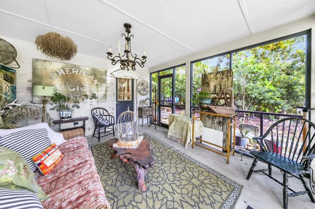 90 Jones Drive, Freeport, FL 32439