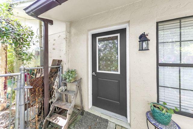 90 Jones Drive, Freeport, FL 32439