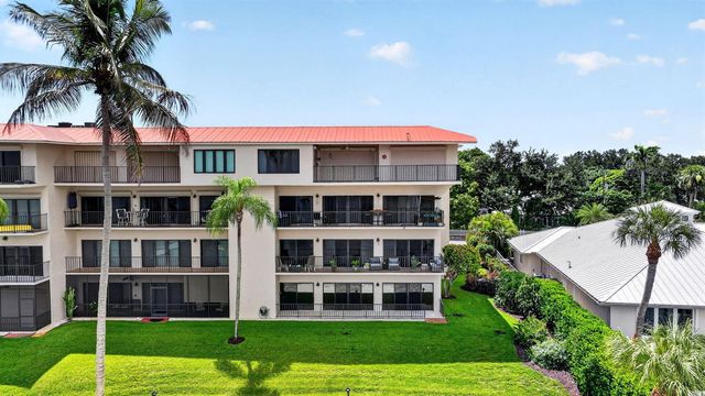 624 SW St Lucie Crescent 208, Stuart, FL 34994