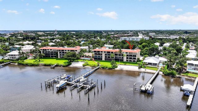 624 SW St Lucie Crescent 208, Stuart, FL 34994