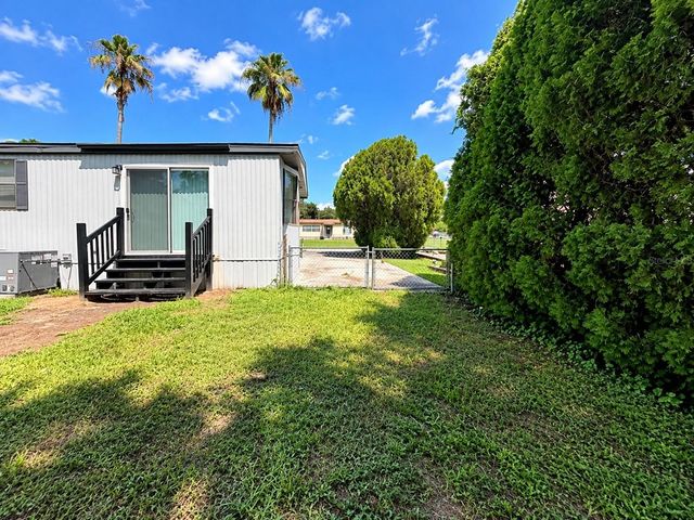 4808 ROLLINGLEN LOOP W, Lakeland, FL 33810