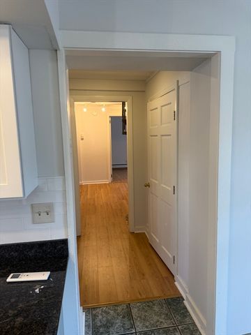 6 School St 6, Milton, MA 02186