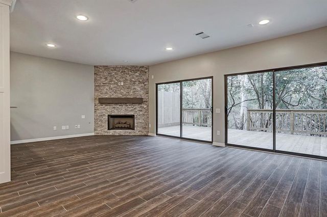 12625 Memorial Drive 109, Houston, TX 77024