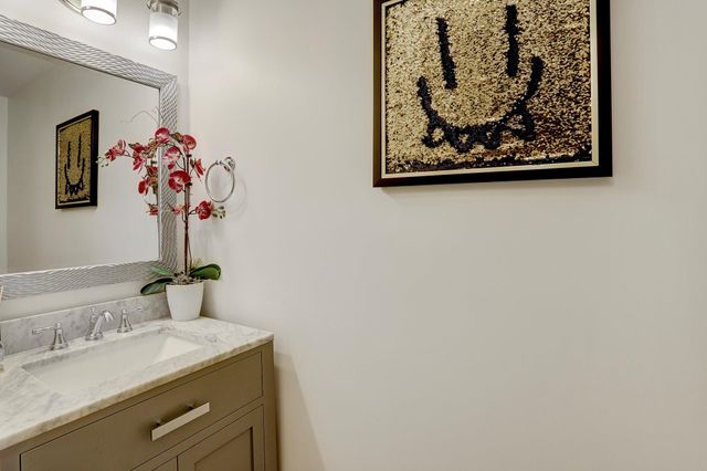 12625 Memorial Drive 109, Houston, TX 77024