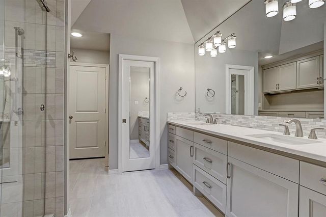 12625 Memorial Drive 109, Houston, TX 77024