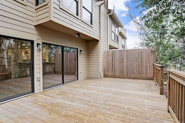 12625 Memorial Drive 109, Houston, TX 77024