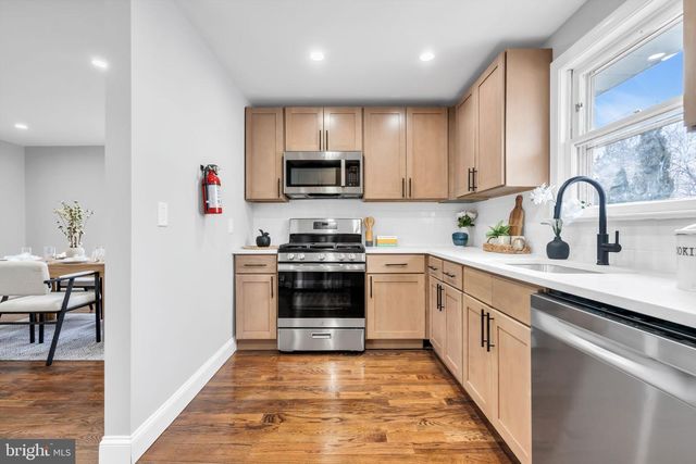 240 MASON, Hamilton, NJ 08610