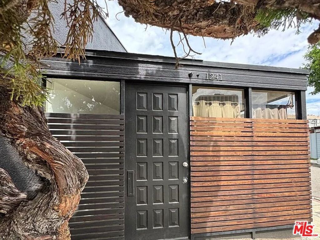 119 S Bixel Street, Los Angeles, CA 90026 — exterior