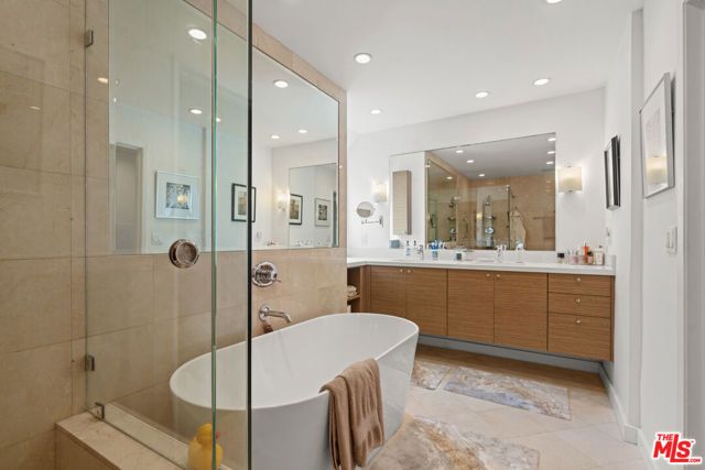 4200 Via Dolce 328, Los Angeles, CA 90292