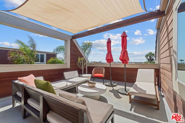 4200 Via Dolce 328, Los Angeles, CA 90292