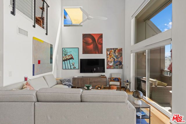 4200 Via Dolce 328, Los Angeles, CA 90292