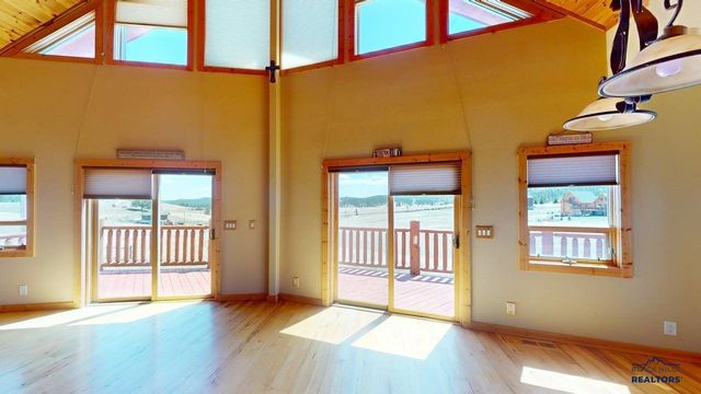 23402 MINERAL LANE, Hill City, SD 57745
