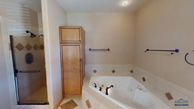 23402 MINERAL LANE, Hill City, SD 57745