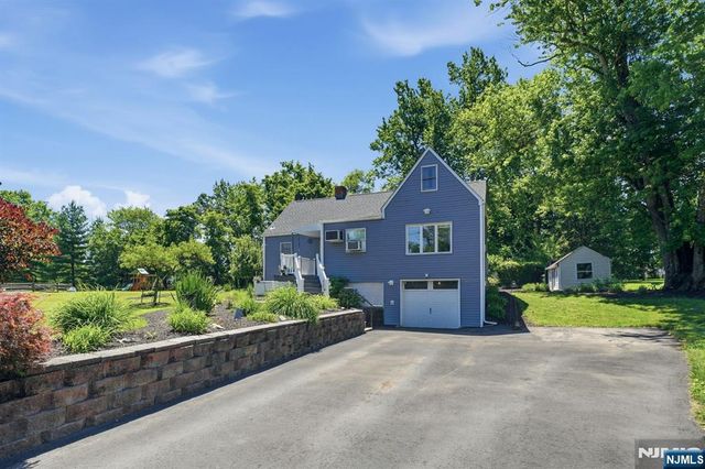81 Sergeantsville Road, Flemington, NJ 08822