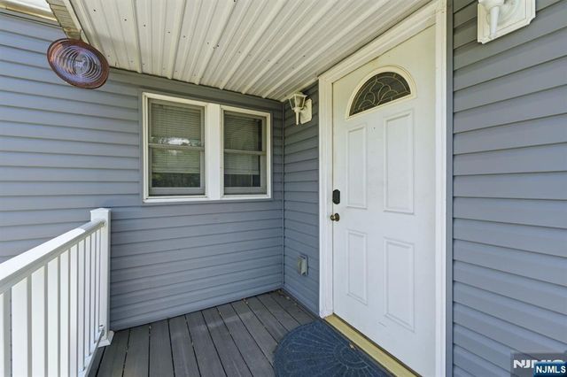 81 Sergeantsville Road, Flemington, NJ 08822
