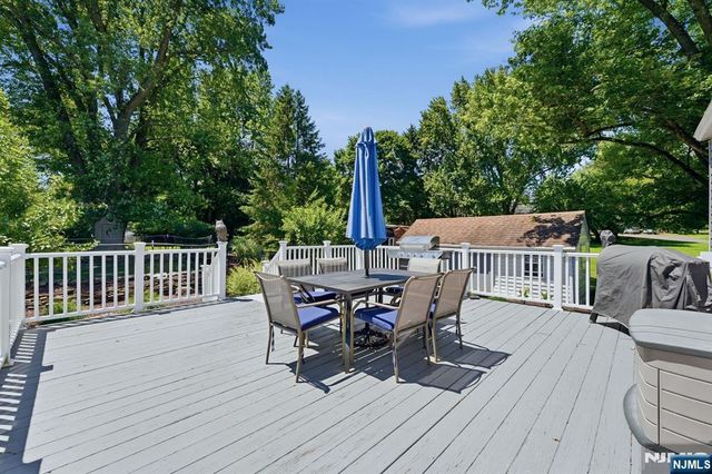 81 Sergeantsville Road, Flemington, NJ 08822