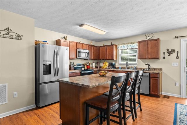 1120 Shannon Lane, Xenia, OH 45385