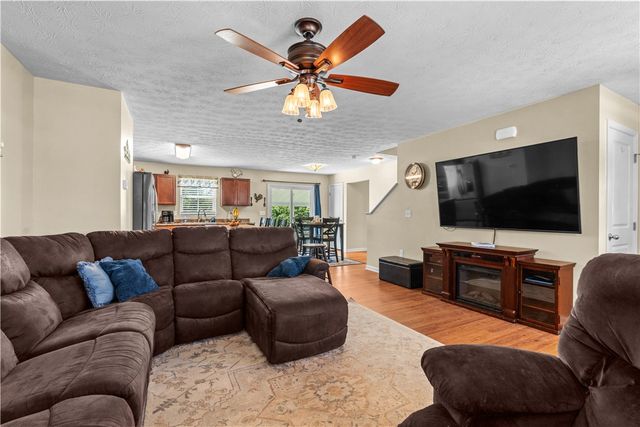 1120 Shannon Lane, Xenia, OH 45385