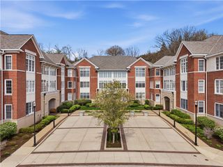 1220 Crescent Place 1K, Squirrel Hill, PA 15217