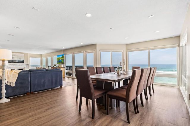 1317 S Pacific Street, Oceanside, CA 92054