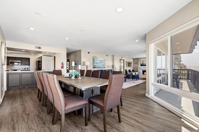 1317 S Pacific Street, Oceanside, CA 92054