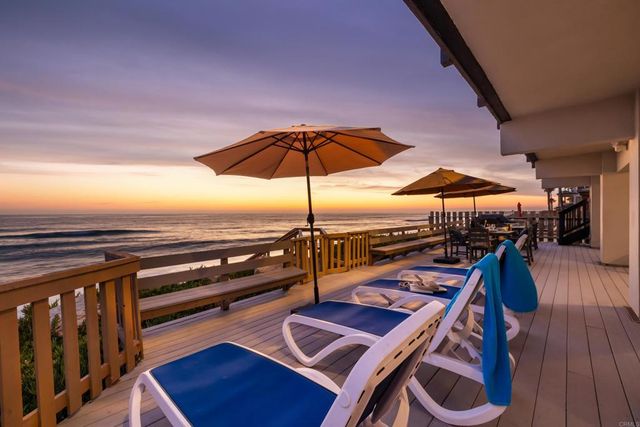 1317 S Pacific Street, Oceanside, CA 92054