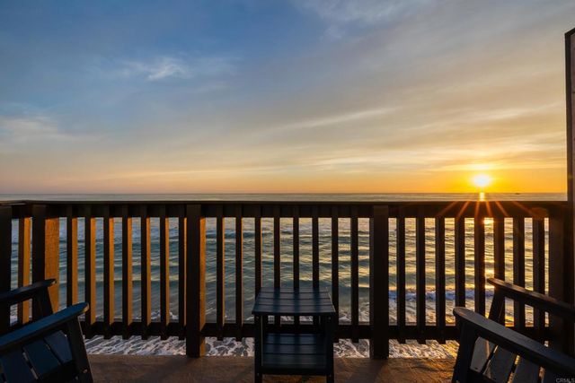 1317 S Pacific Street, Oceanside, CA 92054